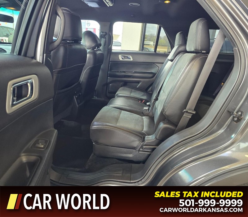 Ford Explorer Vehicle Full-screen Gallery Image 10