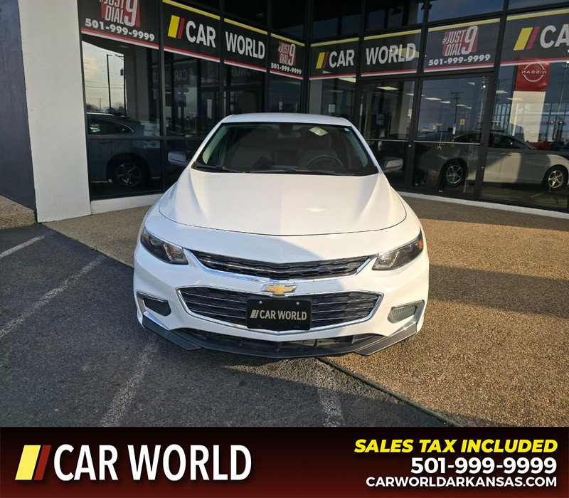 Chevrolet Malibu Vehicle Full-screen Gallery Image 2