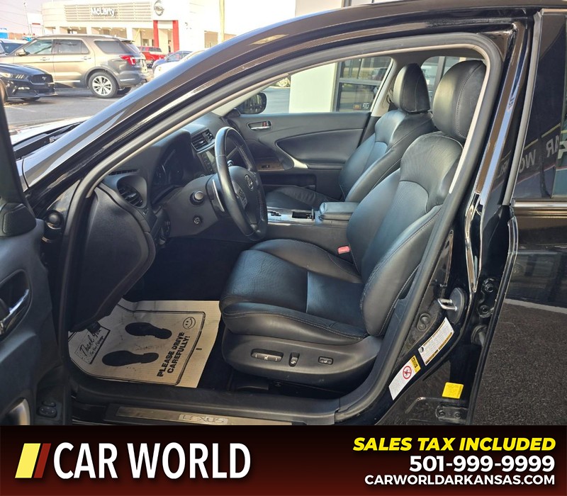 Lexus IS 250 Vehicle Full-screen Gallery Image 8