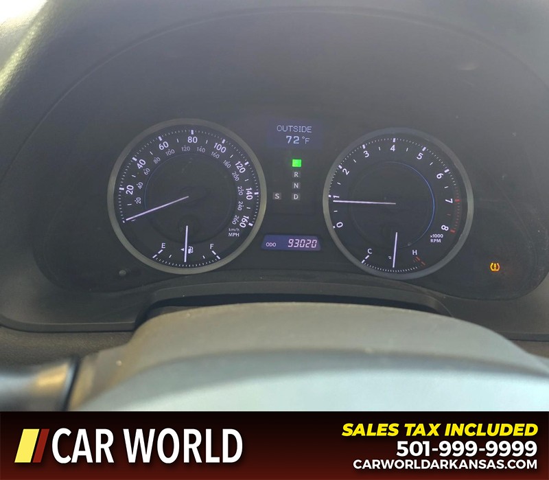 Lexus IS 250 Vehicle Full-screen Gallery Image 16