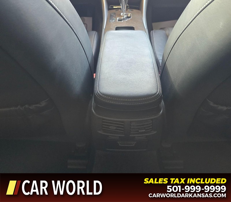 Lexus IS 250 Vehicle Full-screen Gallery Image 20