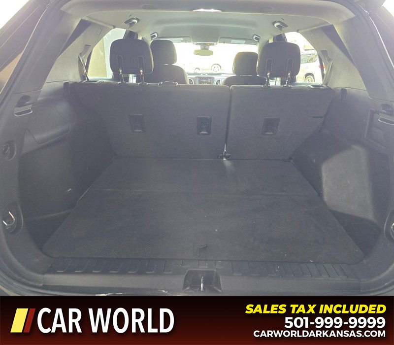 Chevrolet Equinox Vehicle Full-screen Gallery Image 13