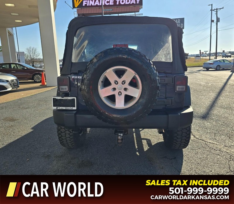 Jeep Wrangler Unlimited Vehicle Full-screen Gallery Image 5