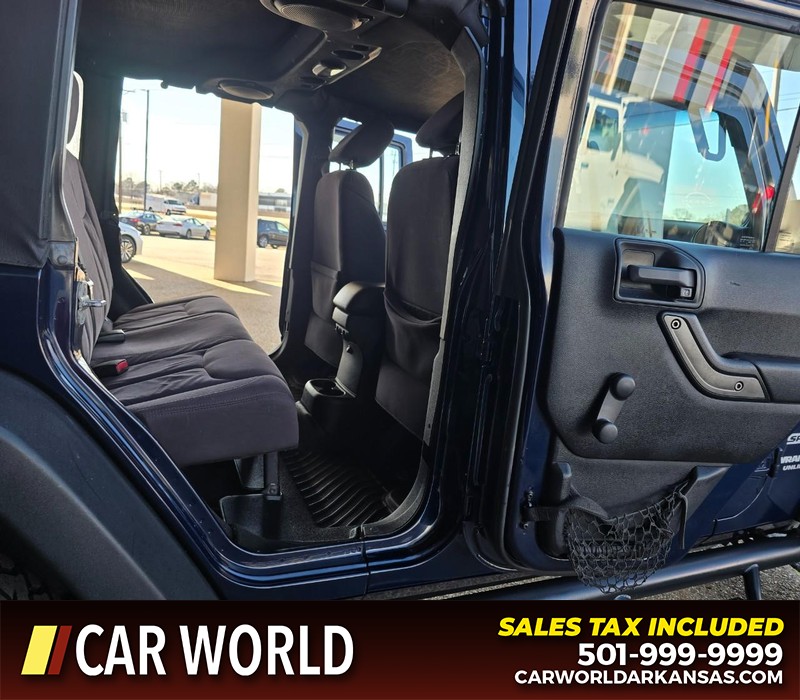 Jeep Wrangler Unlimited Vehicle Full-screen Gallery Image 12