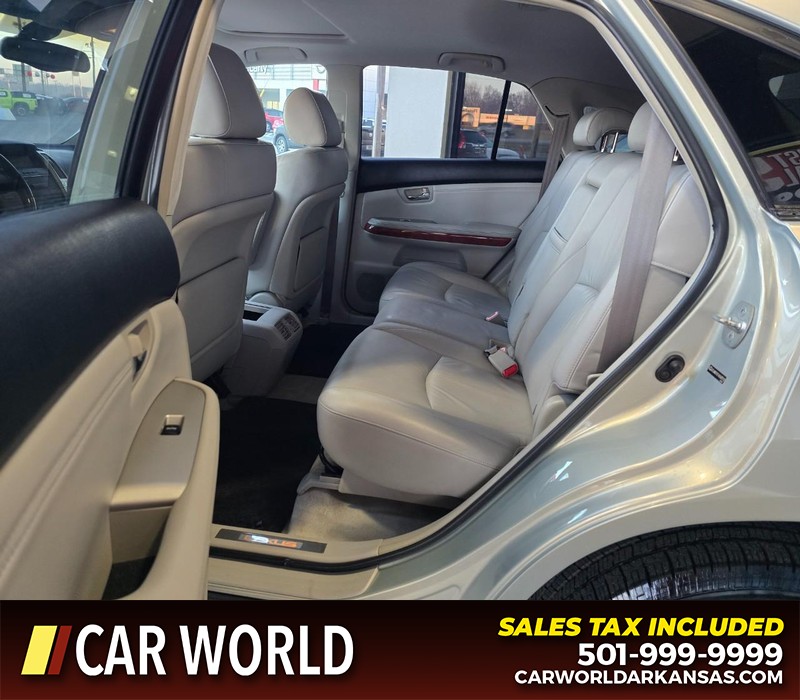 Lexus RX 330 Vehicle Full-screen Gallery Image 10