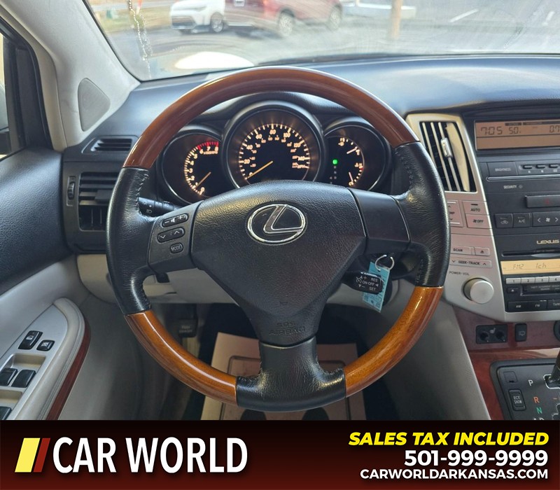 Lexus RX 330 Vehicle Full-screen Gallery Image 14