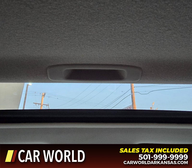 Lexus RX 330 Vehicle Full-screen Gallery Image 18