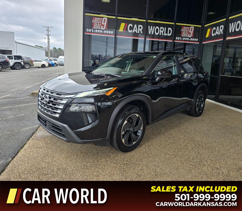 Nissan Rogue Vehicle Full-screen Gallery Image 3