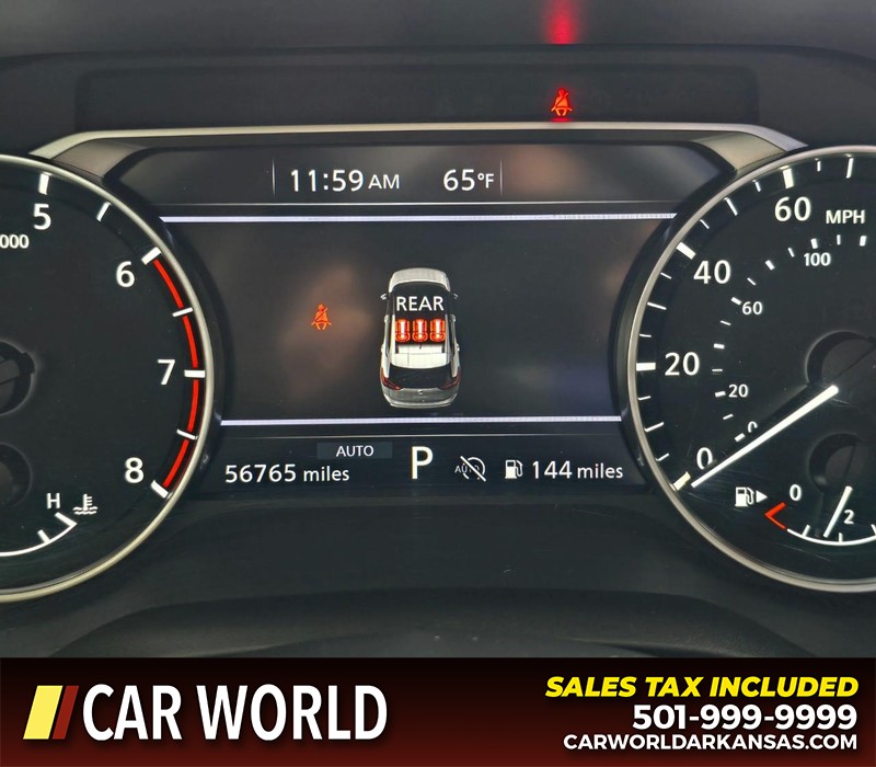 Nissan Rogue Vehicle Full-screen Gallery Image 16