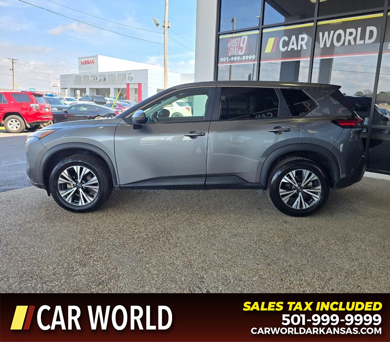 Nissan Rogue Vehicle Full-screen Gallery Image 4