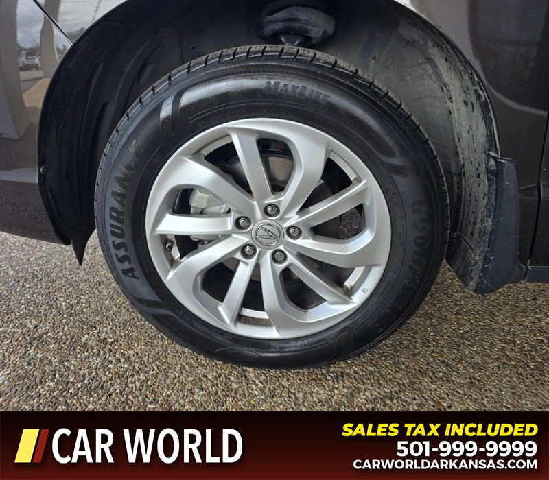 Acura RDX Vehicle Full-screen Gallery Image 6