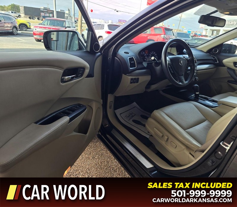 Acura RDX Vehicle Full-screen Gallery Image 7