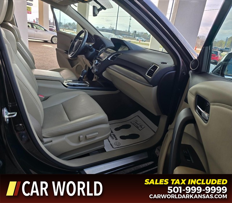 Acura RDX Vehicle Full-screen Gallery Image 11