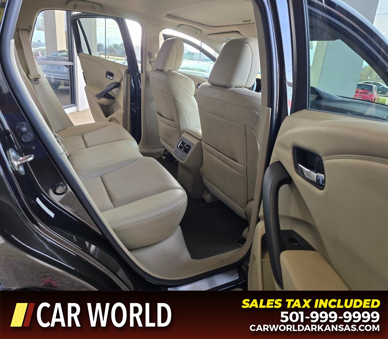 Acura RDX Vehicle Full-screen Gallery Image 12