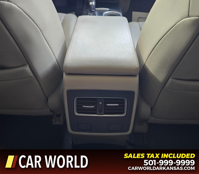 Acura RDX Vehicle Full-screen Gallery Image 20