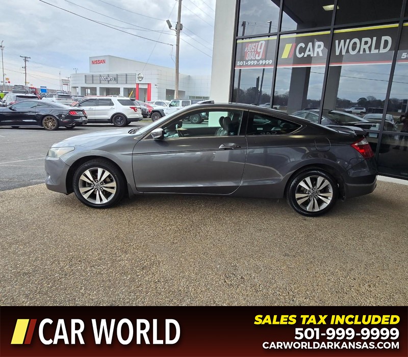 Honda Accord Coupe Vehicle Full-screen Gallery Image 4