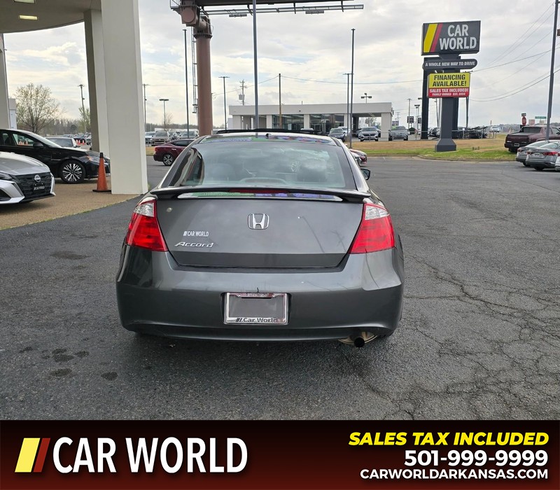 Honda Accord Coupe Vehicle Full-screen Gallery Image 5