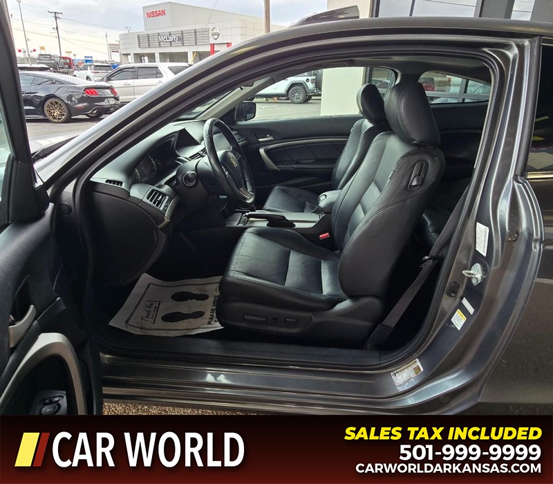 Honda Accord Coupe Vehicle Full-screen Gallery Image 8