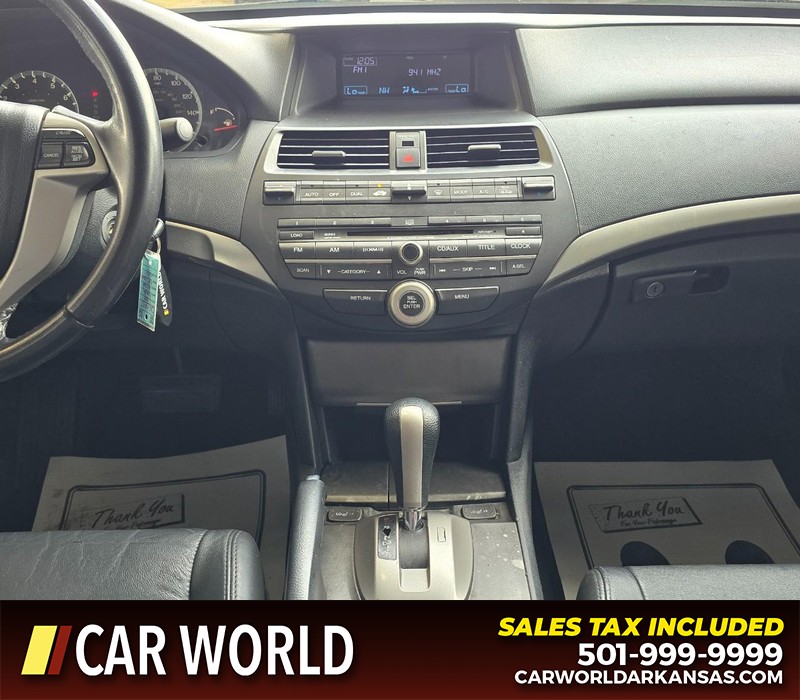 Honda Accord Coupe Vehicle Full-screen Gallery Image 16