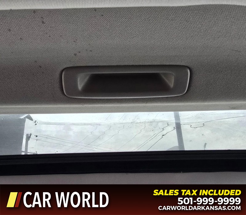 Honda Accord Coupe Vehicle Full-screen Gallery Image 17