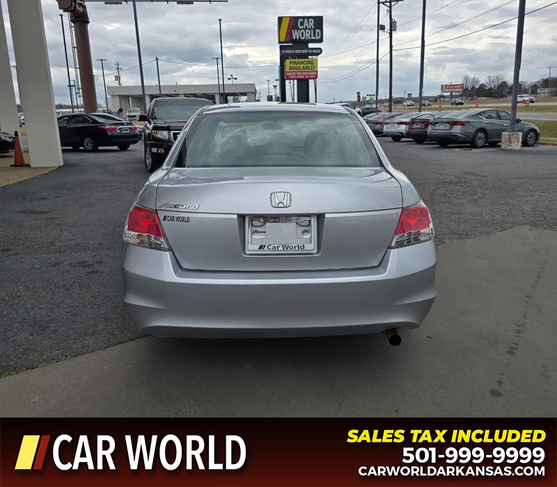 Honda Accord Sedan Vehicle Full-screen Gallery Image 5