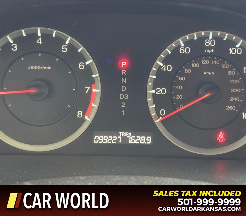 Honda Accord Sedan Vehicle Full-screen Gallery Image 16