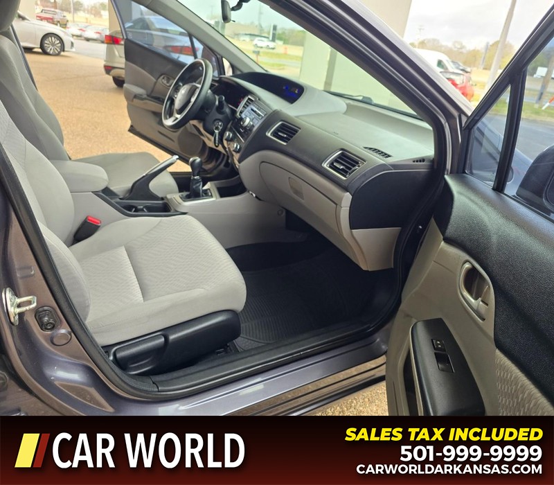 Honda Civic Sedan Vehicle Full-screen Gallery Image 11