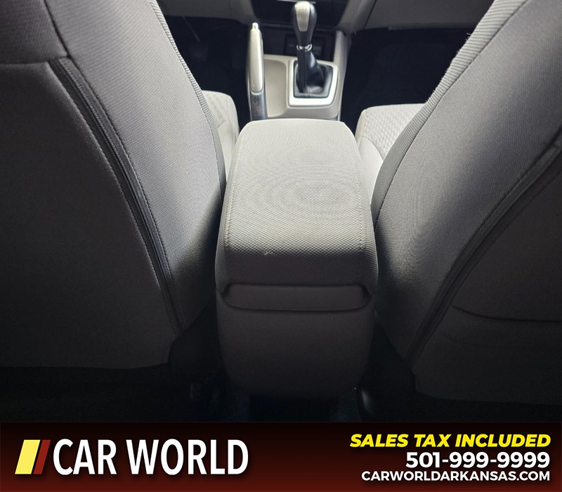 Honda Civic Sedan Vehicle Full-screen Gallery Image 19