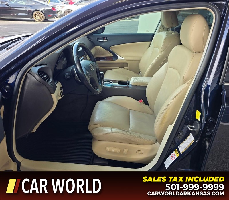 Lexus IS 250 Vehicle Full-screen Gallery Image 7