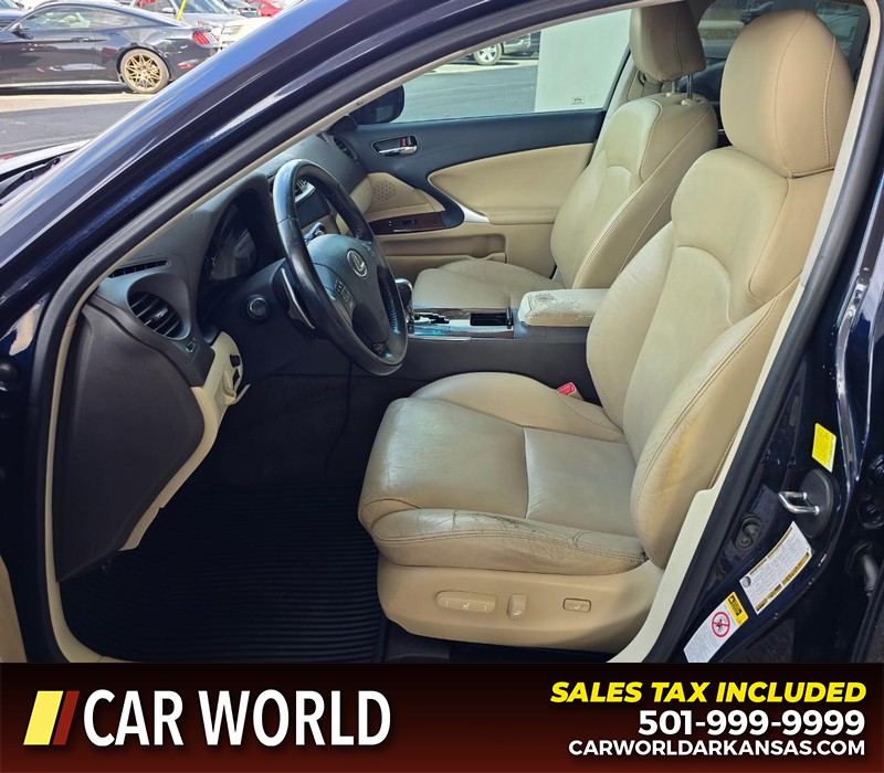 Lexus IS 250 Vehicle Full-screen Gallery Image 9