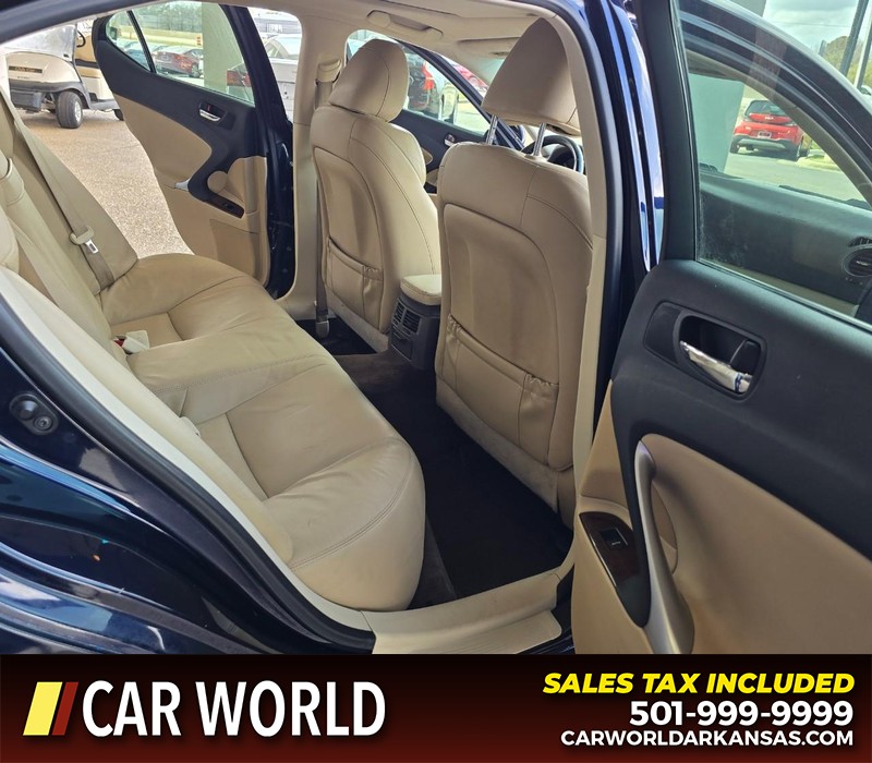 Lexus IS 250 Vehicle Full-screen Gallery Image 13