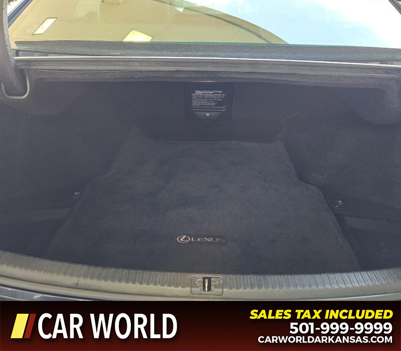 Lexus IS 250 Vehicle Full-screen Gallery Image 14