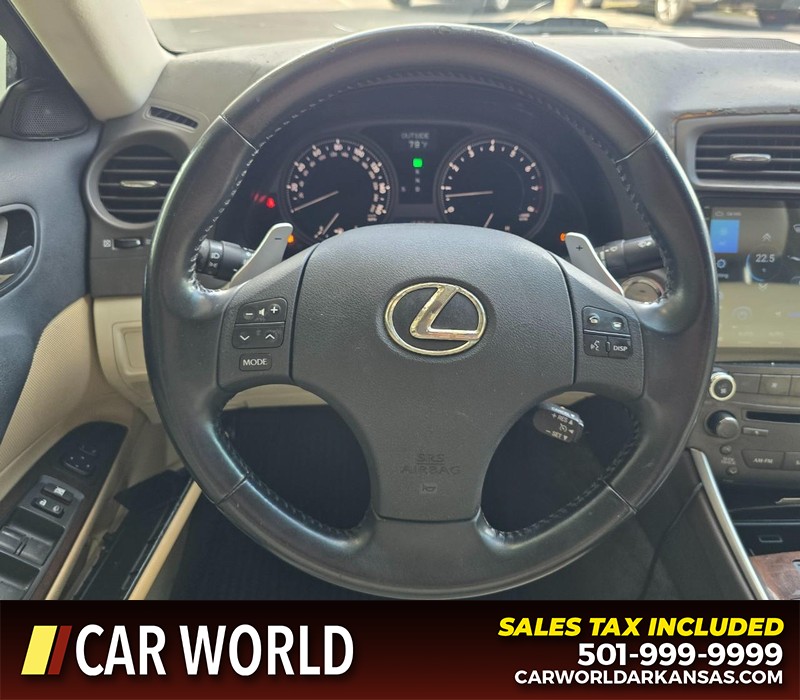 Lexus IS 250 Vehicle Full-screen Gallery Image 15