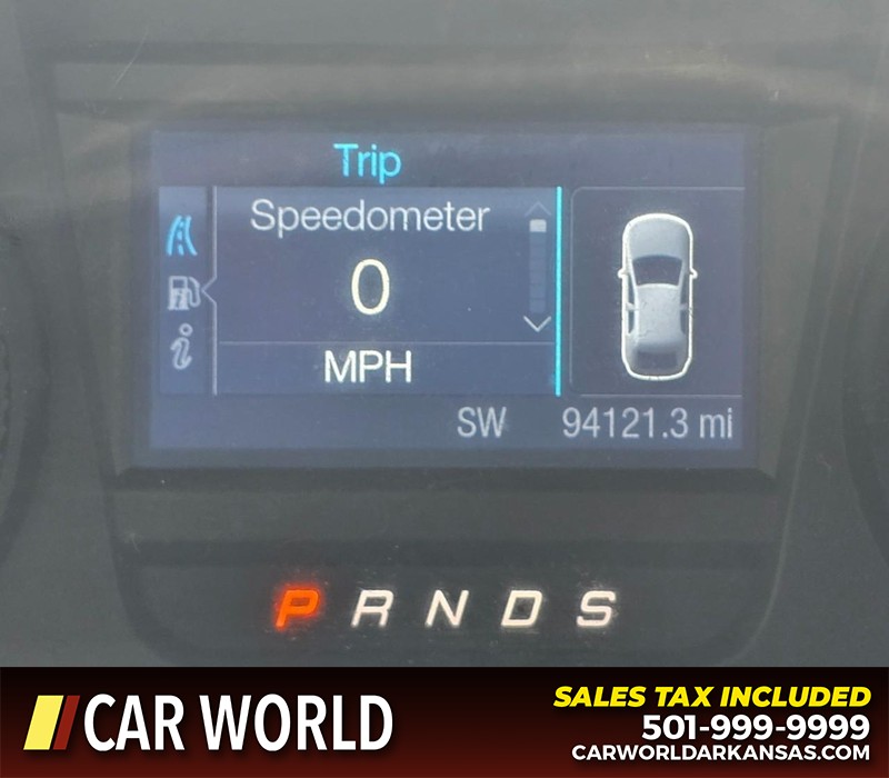 Ford Taurus Vehicle Full-screen Gallery Image 17