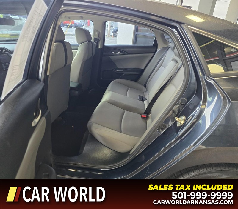 Honda Civic Sedan Vehicle Full-screen Gallery Image 10
