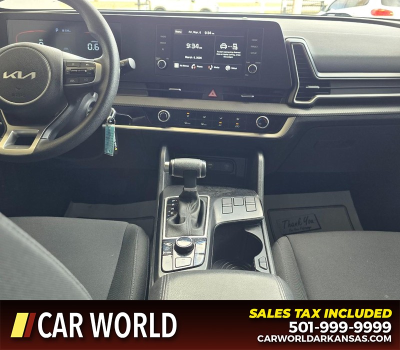 Kia Sportage Vehicle Full-screen Gallery Image 18