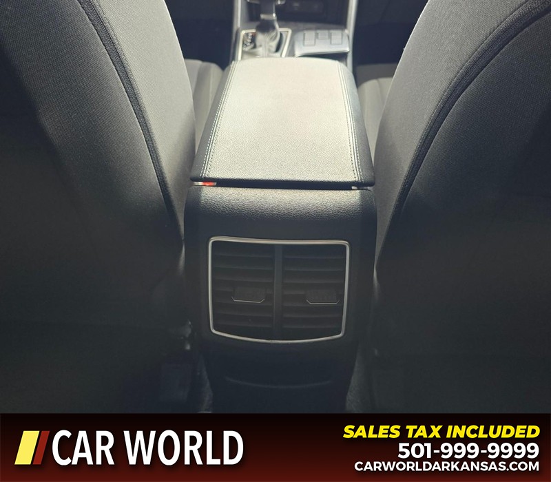 Kia Sportage Vehicle Full-screen Gallery Image 19