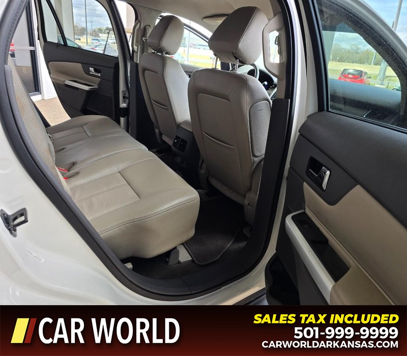 Ford Edge Vehicle Full-screen Gallery Image 12