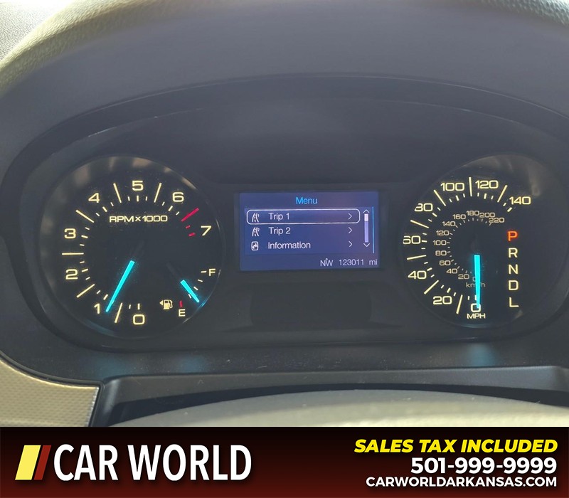 Ford Edge Vehicle Full-screen Gallery Image 17