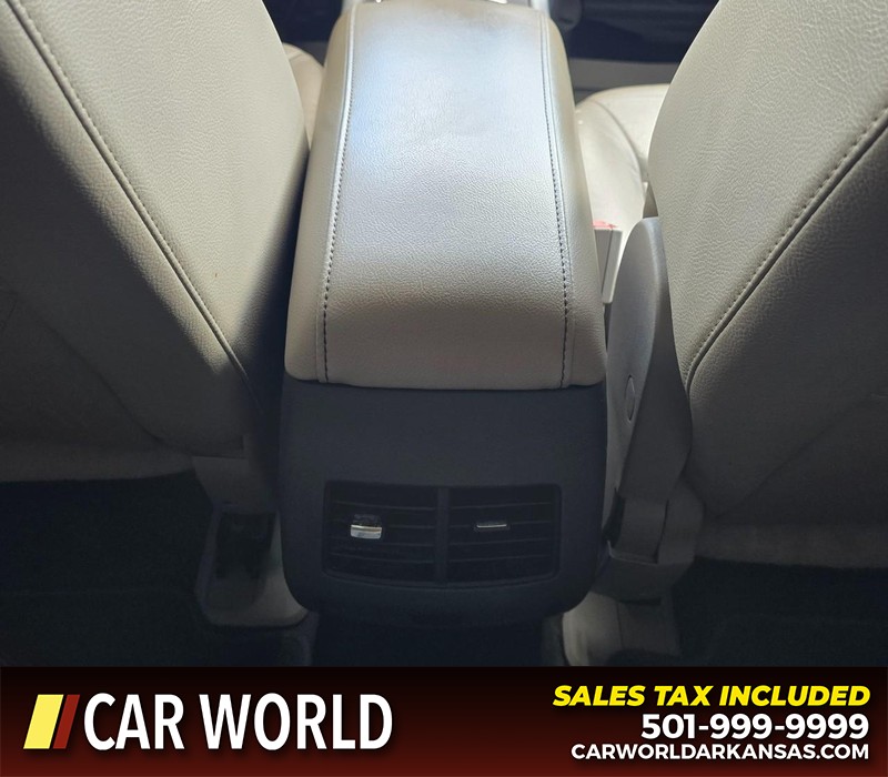 Ford Edge Vehicle Full-screen Gallery Image 20