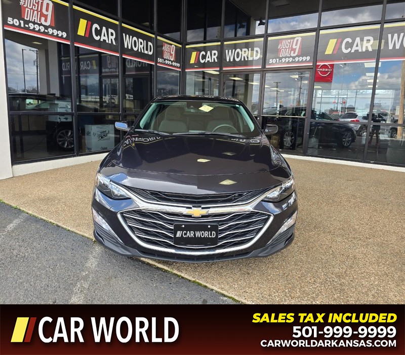 Chevrolet Malibu Vehicle Full-screen Gallery Image 2