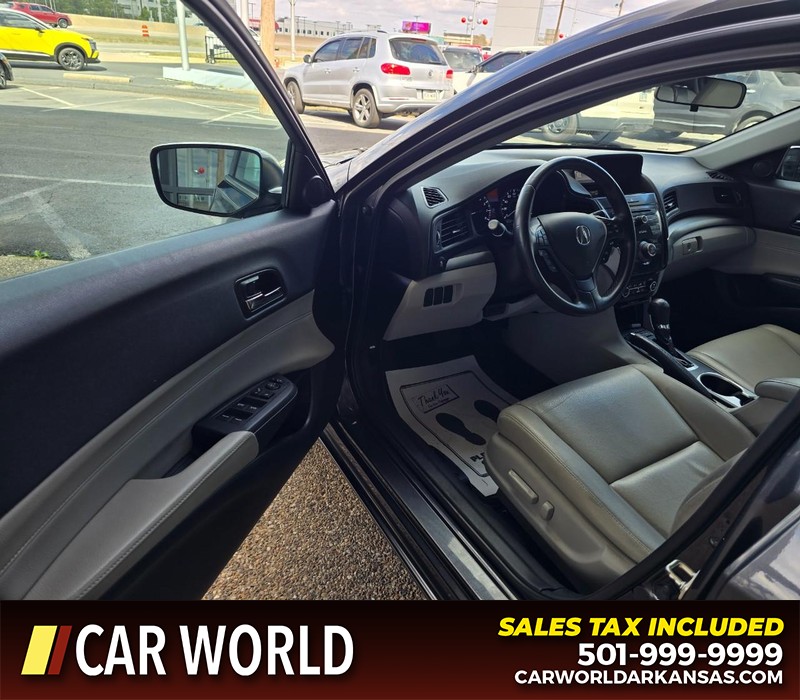 Acura ILX Vehicle Full-screen Gallery Image 7