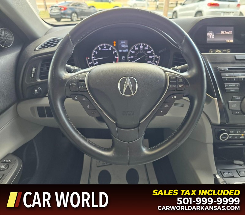 Acura ILX Vehicle Full-screen Gallery Image 15