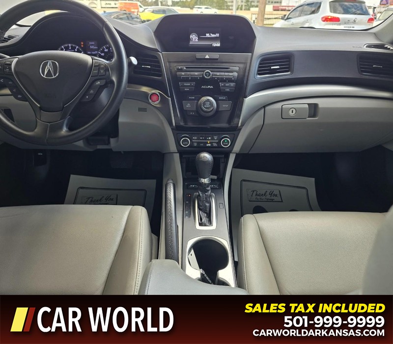 Acura ILX Vehicle Full-screen Gallery Image 18