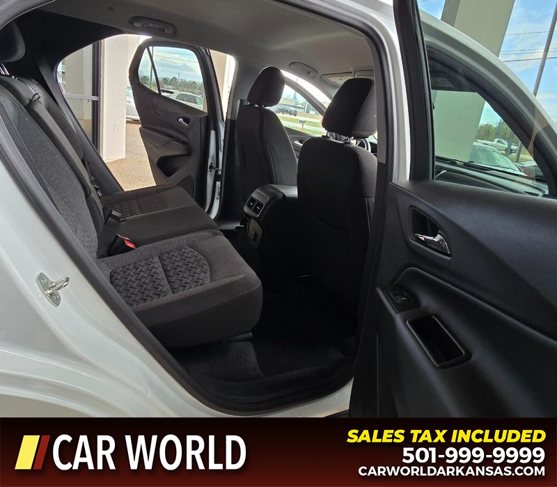 Chevrolet Equinox Vehicle Full-screen Gallery Image 12