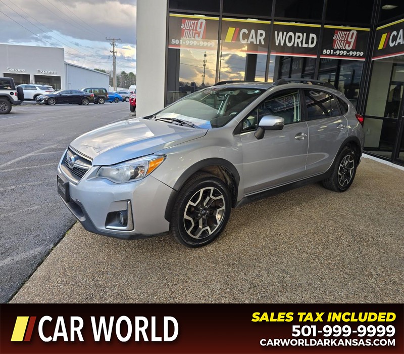 Subaru Crosstrek Vehicle Full-screen Gallery Image 3