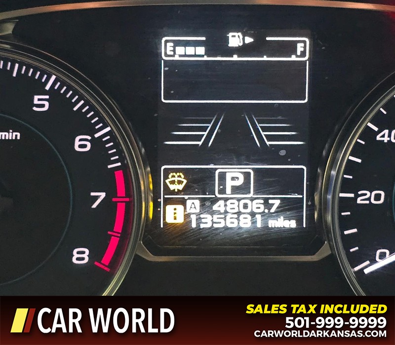 Subaru Crosstrek Vehicle Full-screen Gallery Image 16