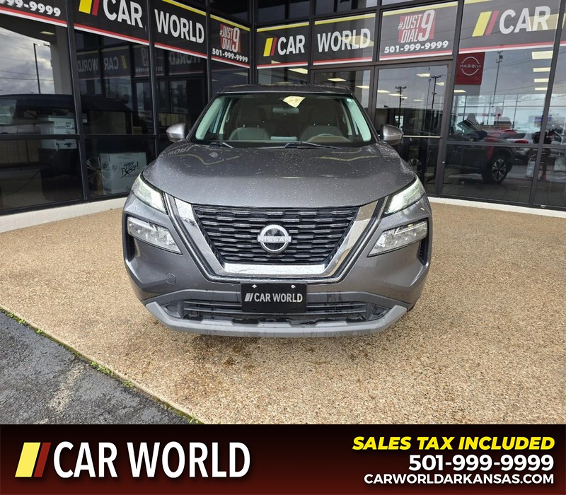 Nissan Rogue Vehicle Full-screen Gallery Image 2