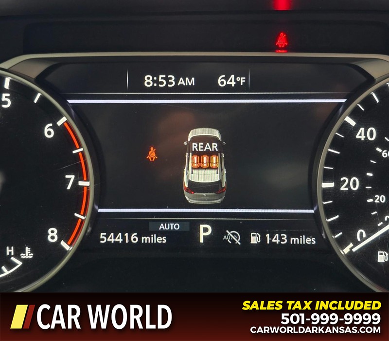 Nissan Rogue Vehicle Full-screen Gallery Image 16