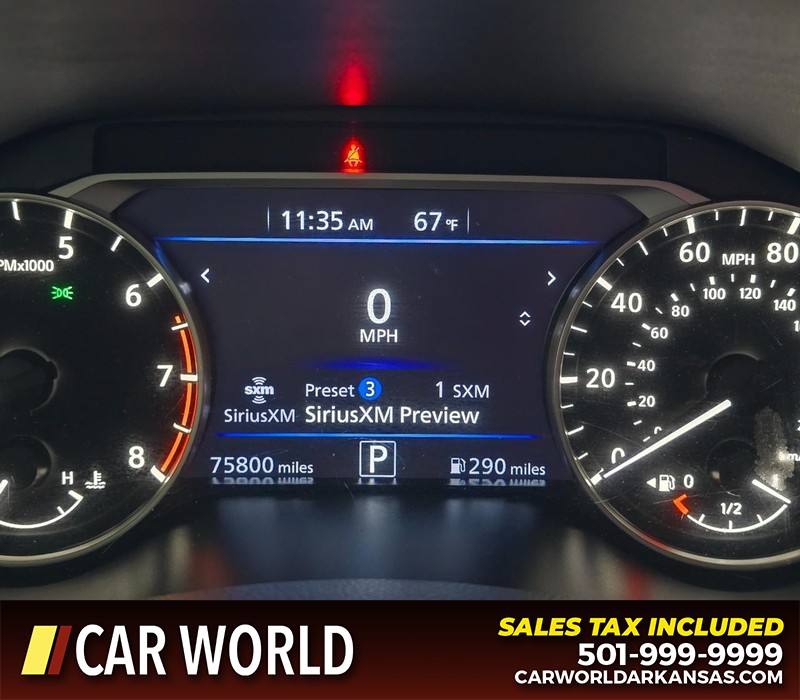 Nissan Altima Vehicle Full-screen Gallery Image 17